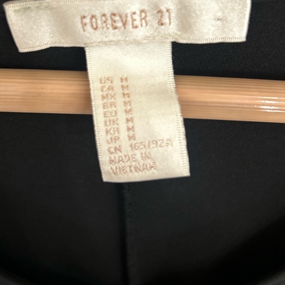 Forever 21 Black Bodysuit With Sheer Sleeves Size Medium - Picture 9 of 9